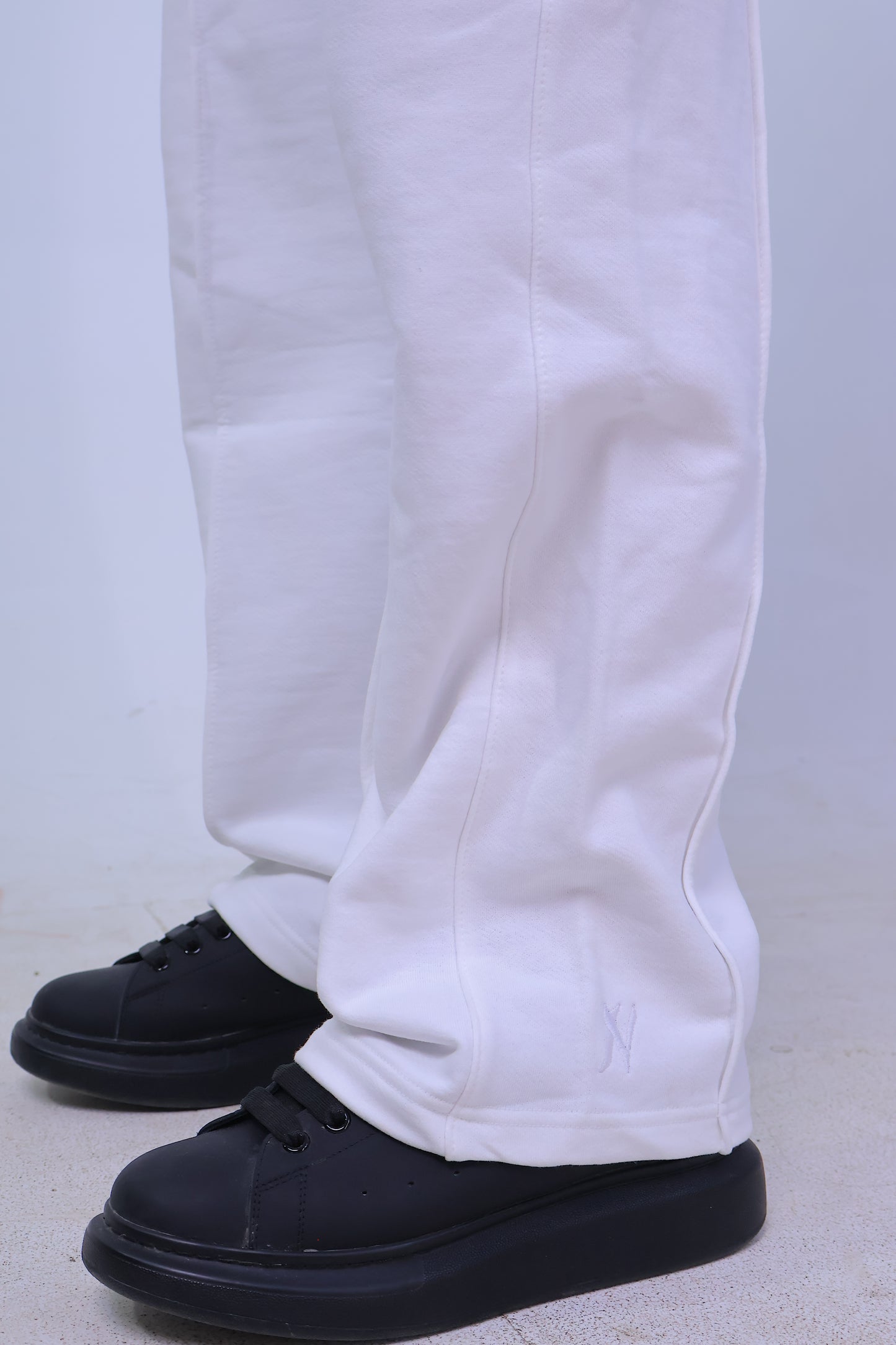 N7 Whiteouts (Unisex)